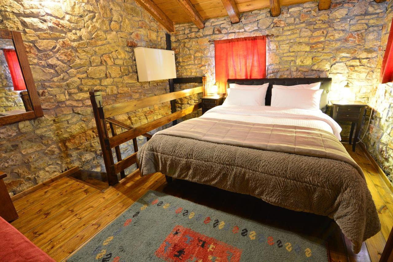 Georgio'S V Chalet Kalavrita Bagian luar foto