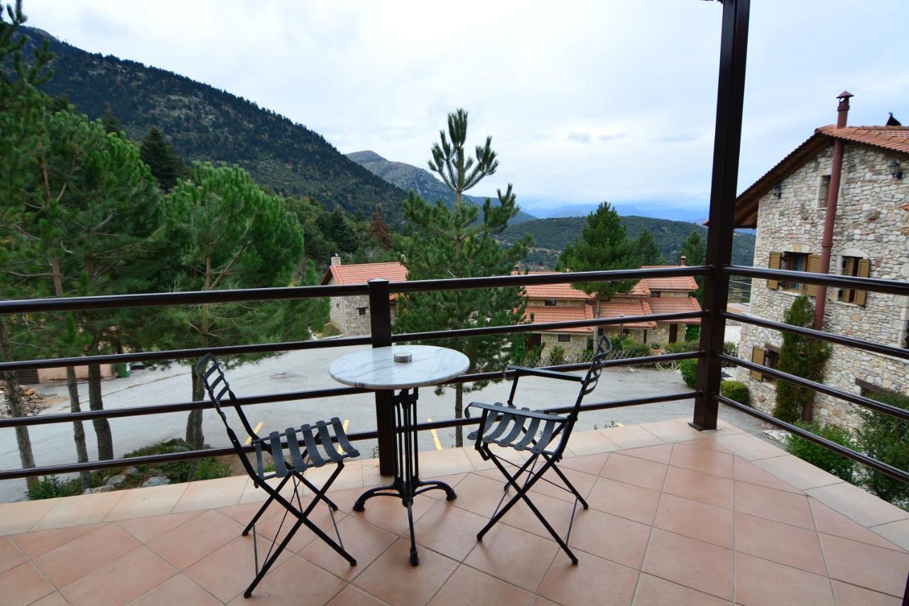 Georgio'S V Chalet Kalavrita Bagian luar foto