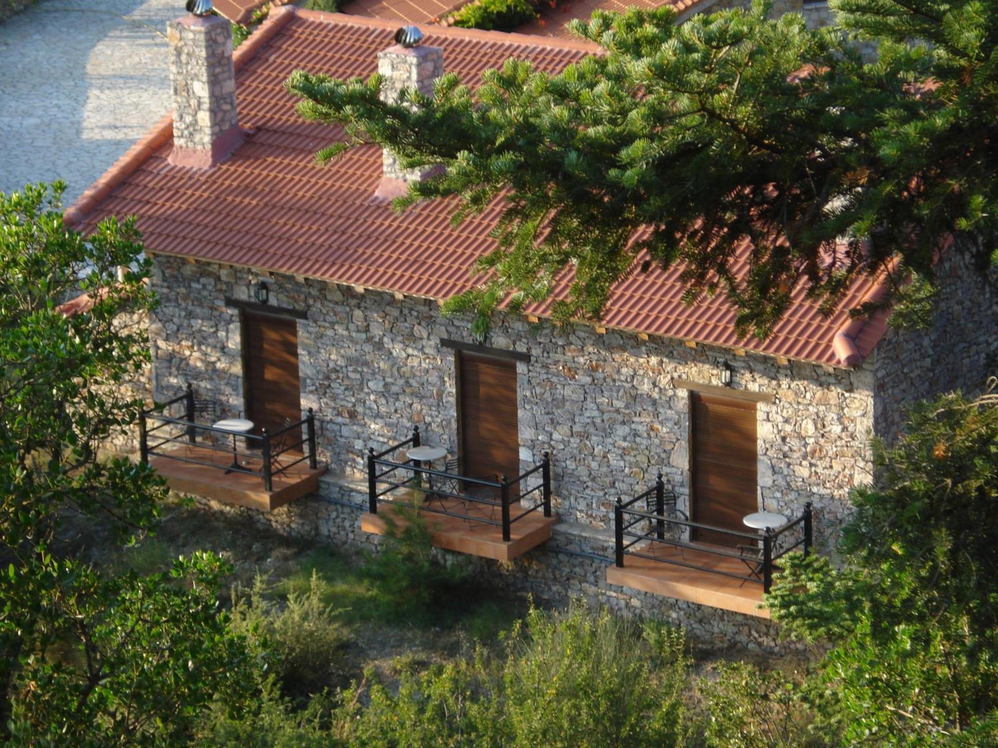 Georgio'S V Chalet Kalavrita Bagian luar foto